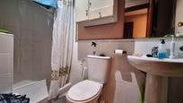 Bathroom of Flat for sale in Espartinas  with Air Conditioner, Terrace and Storage room