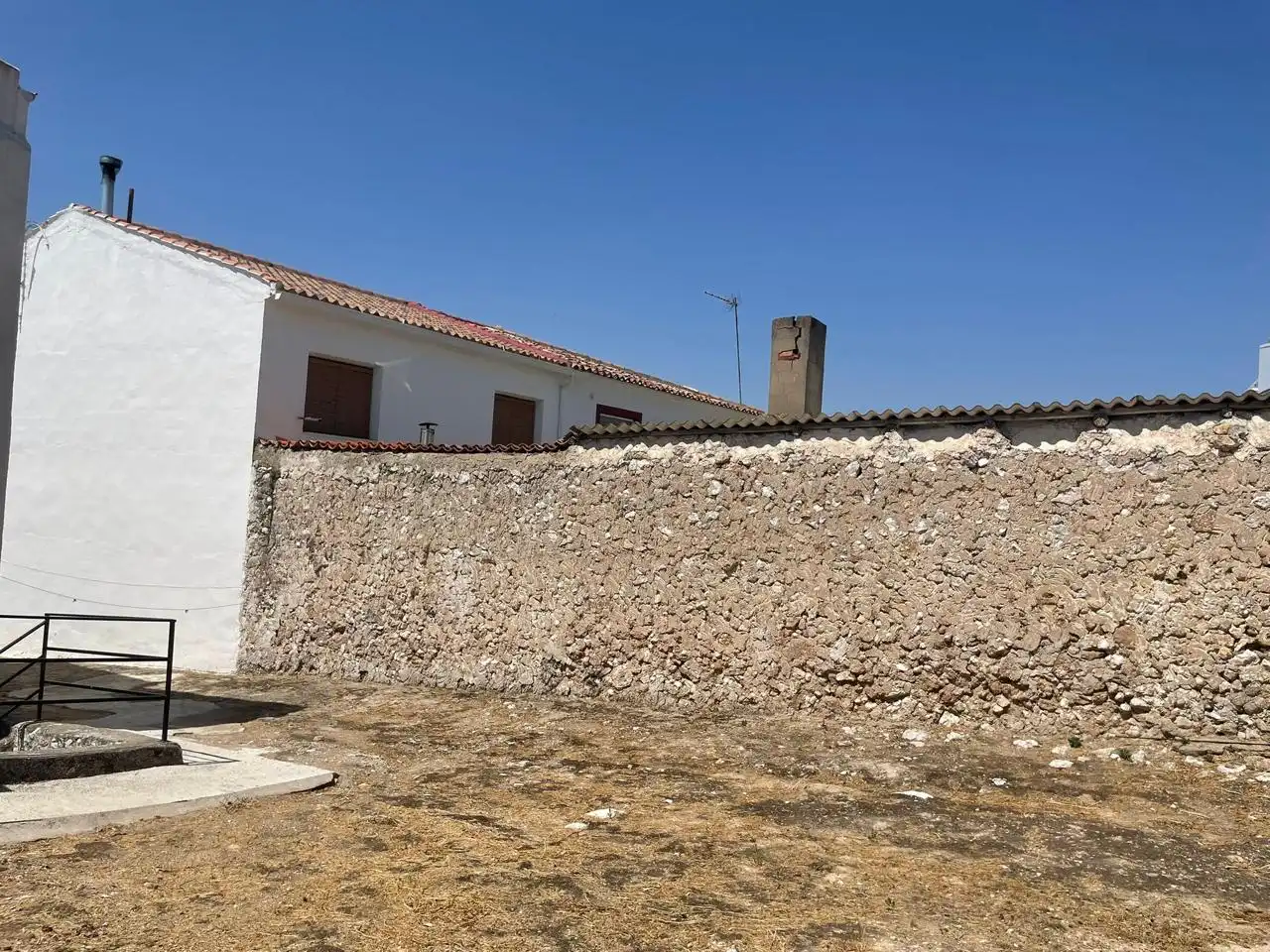 Vista exterior de Casa o chalet en venta en Barajas de Melo