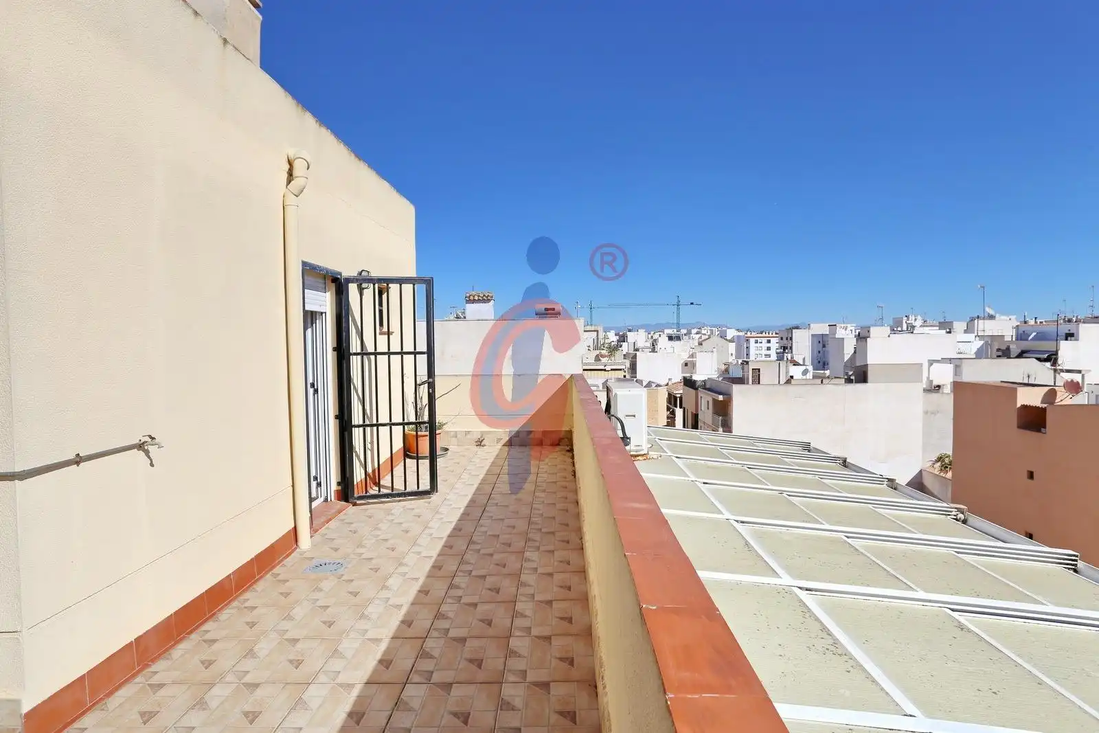 Terraza de Ático en venta en Guardamar del Segura con Aire acondicionado y Amueblado