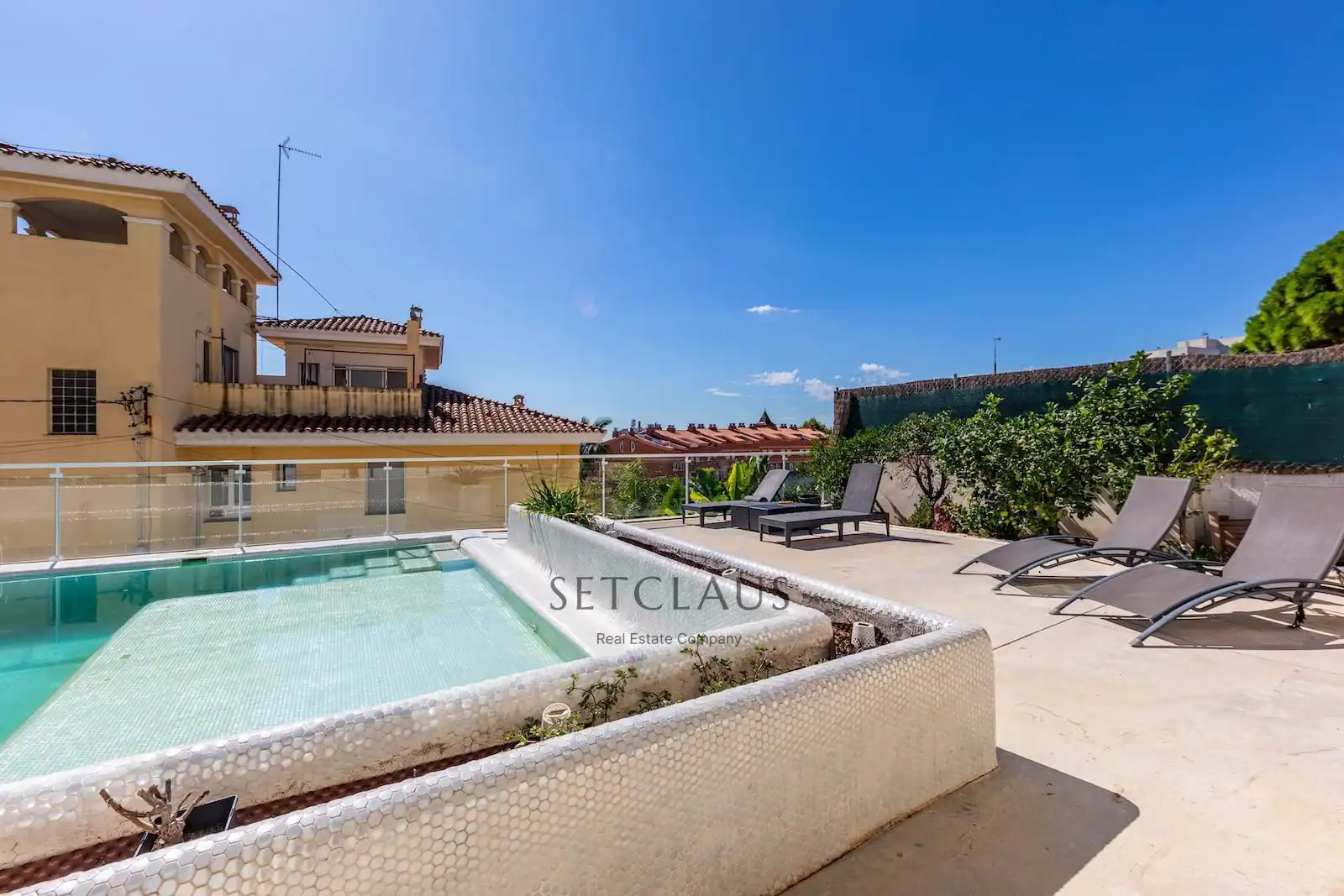 Houses for sale in Centre