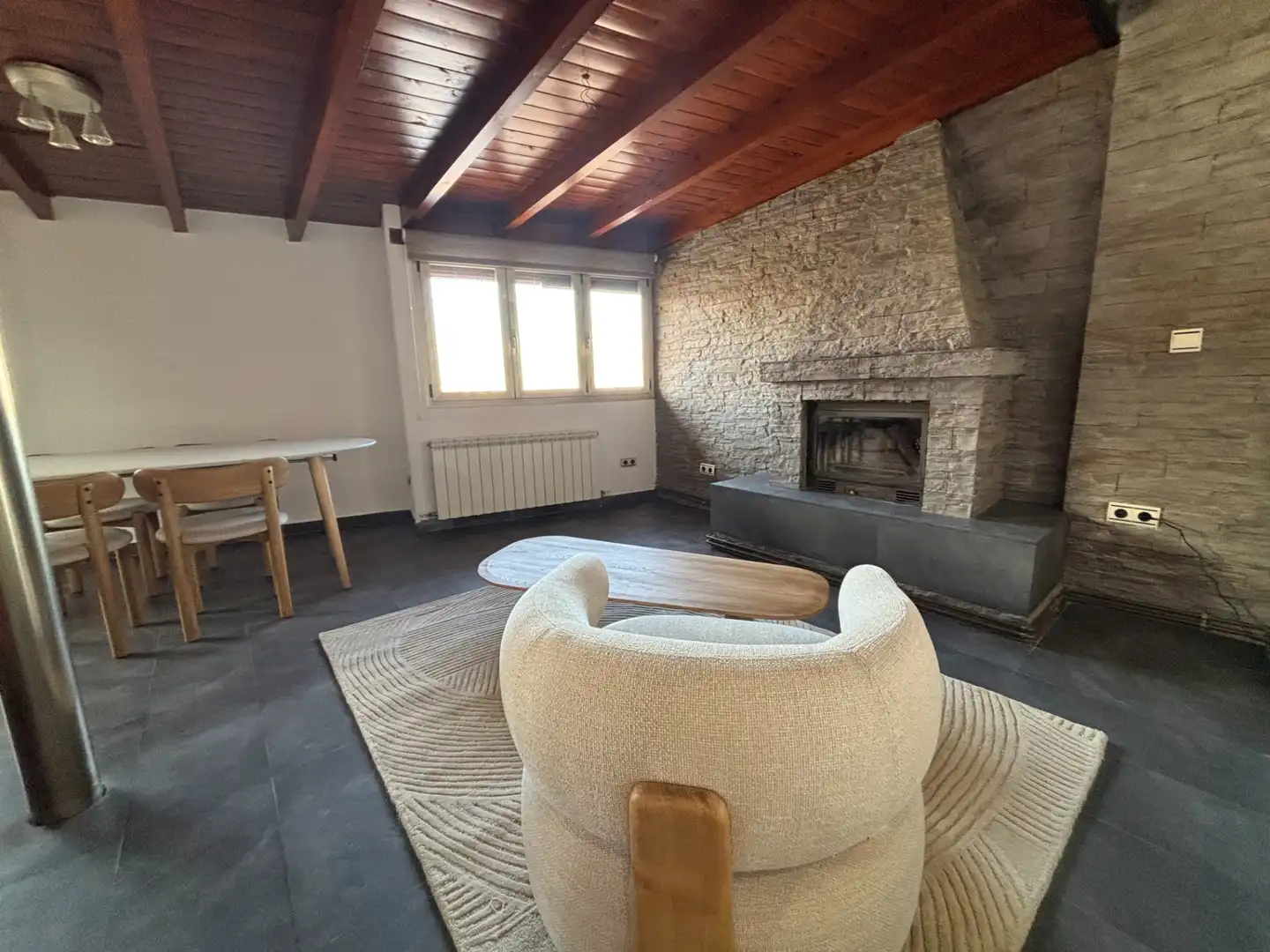 Sala de estar de Ático de alquiler en La Zubia con Aire acondicionado, Calefacción y Jardín privado