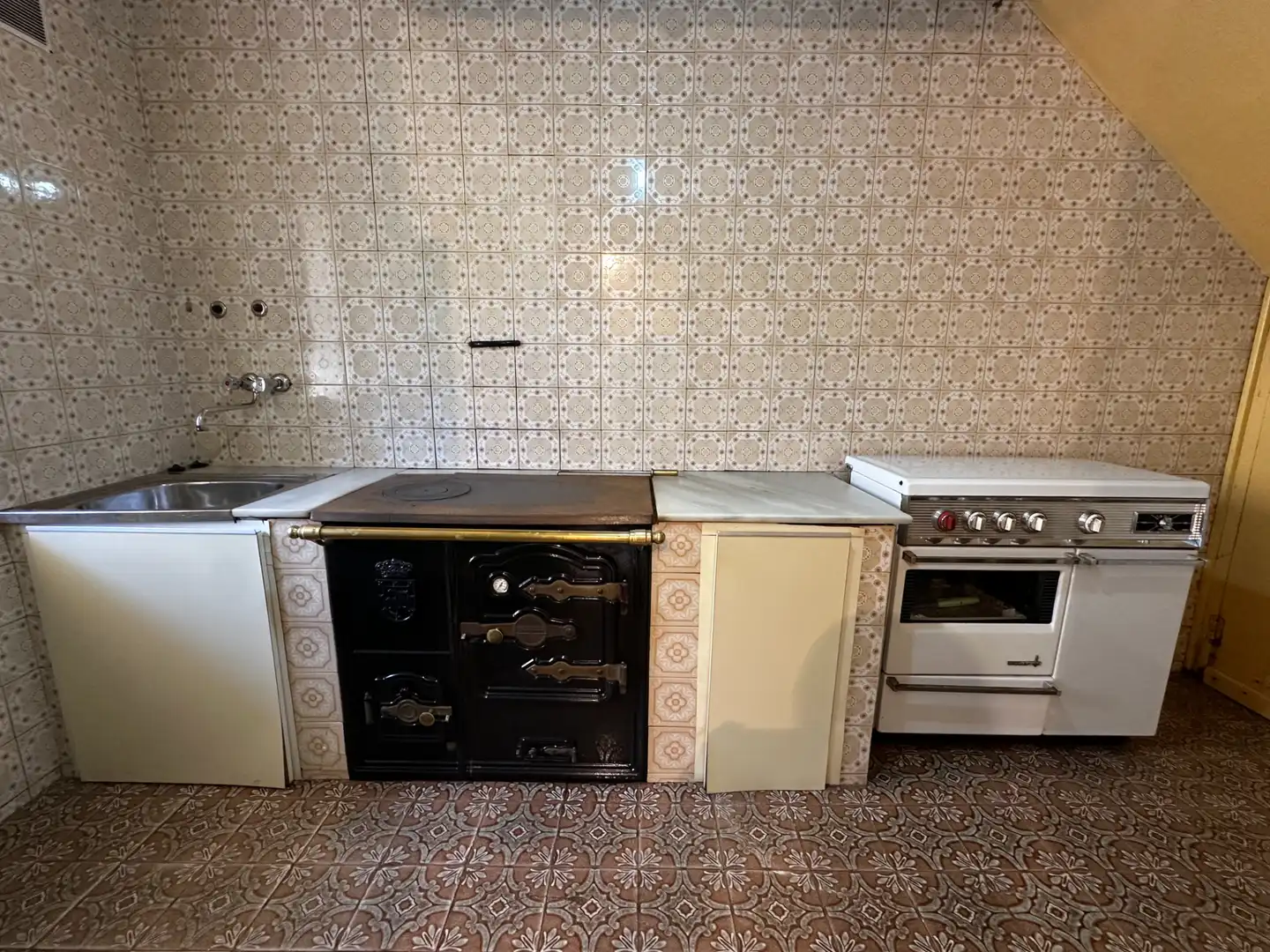 Cocina de Casa o chalet en venta en San Martín del Rey Aurelio con Jardín privado, Amueblado y Balcón