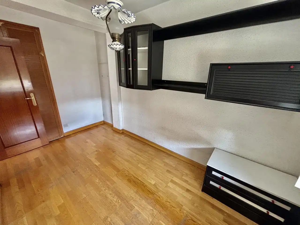 Flat for sale in Zaragoza  with Air Conditioner, Heating and Terrace