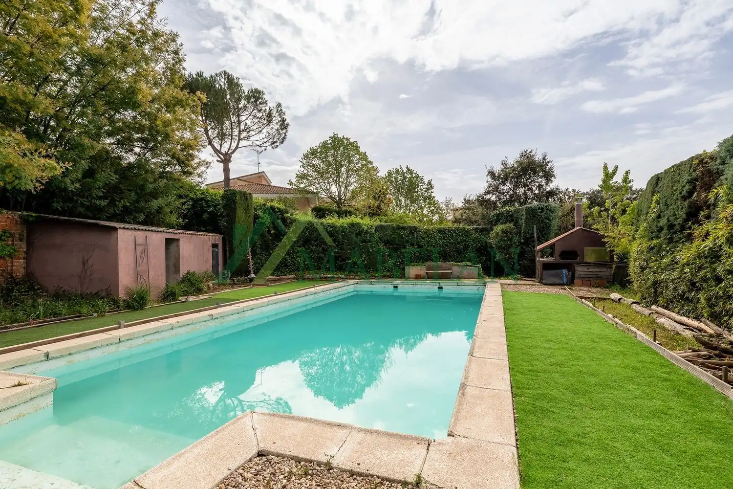 Piscina de Casa o xalet en venda en Las Rozas de Madrid amb Aire condicionat, Calefacció i Jardí privat