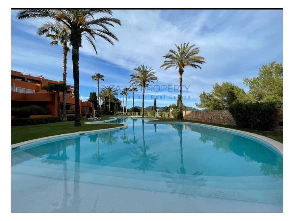 Exterior view of Apartment to rent in Santa Eulària des Riu  with Air Conditioner, Furnished and Community pool