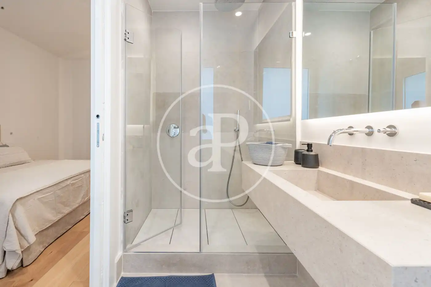 Baño de Piso en venta en Madrid con Aire acondicionado, Calefacción y Terraza