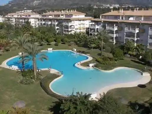 Schwimmbecken von Wohnungen zur Miete in Marbella mit Klimaanlage, Schwimmbad und Balkon