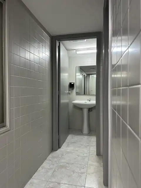 Badezimmer von Büro zur Miete in Santiago de Compostela  mit Terrasse