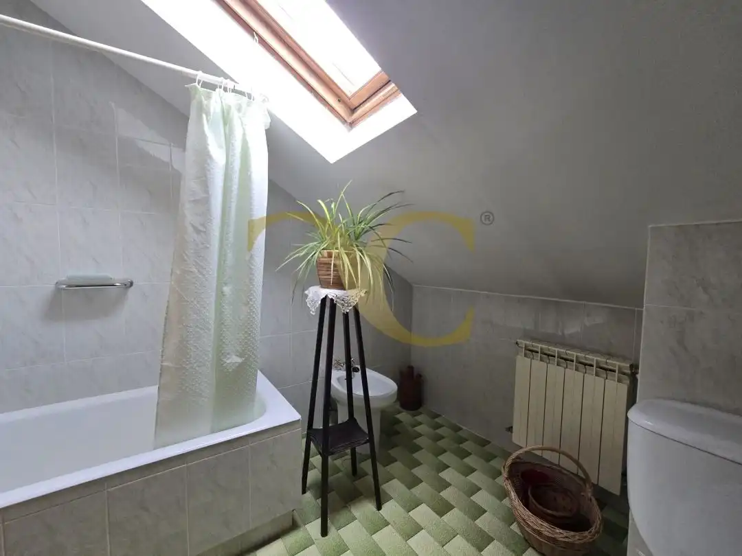 Baño de Casa o chalet en venta en Llanes con Calefacción, Jardín privado y Terraza