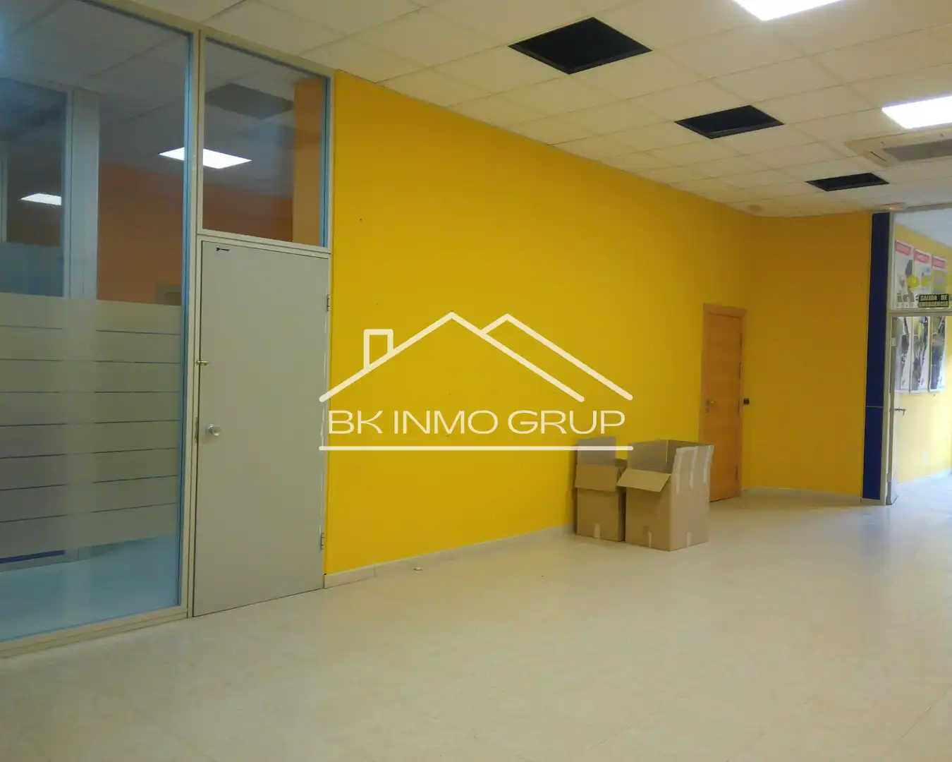 Local comercial en alquiler en Carrer de Francisco Pizarro, imagen 5