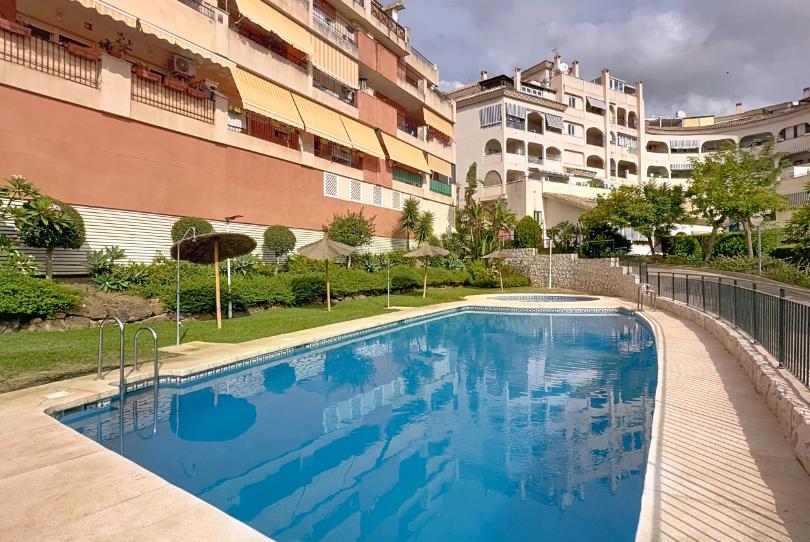 Foto 1 de Àtic de lloguer a Calle Faro, Zona Centro Comercial Torrequebrada, Málaga