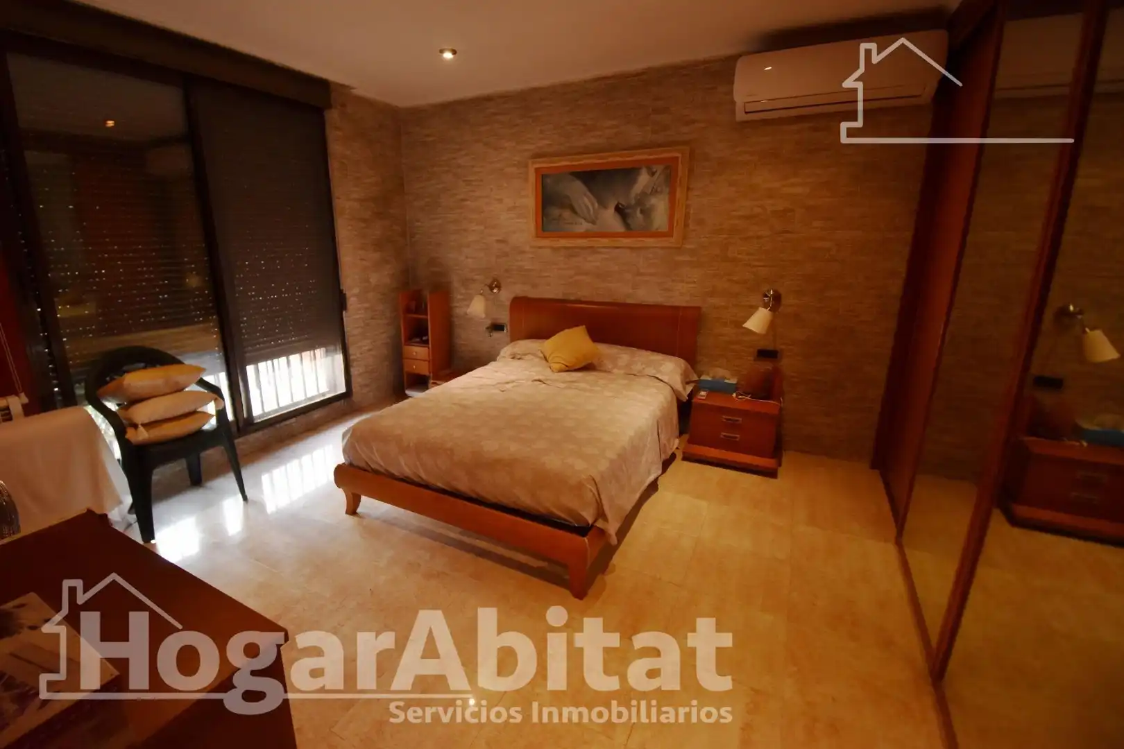 Schlafzimmer von Haus oder Chalet zum Verkauf in Castellón de la Plana / Castelló de la Plana mit Klimaanlage, Privatgarten und Terrasse