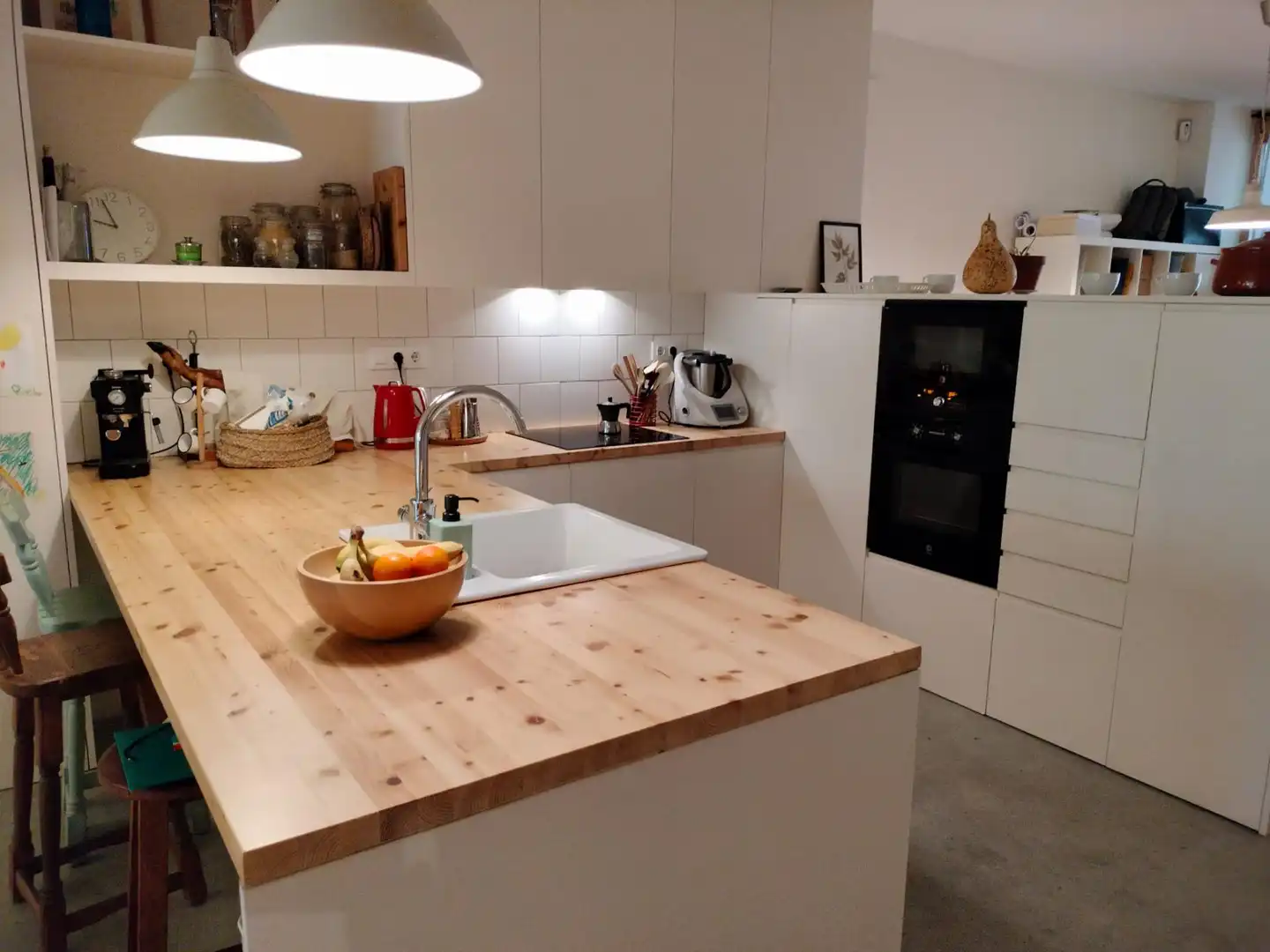 Cuina de Pis en venda en Sabadell amb Calefacció, Traster i Forn