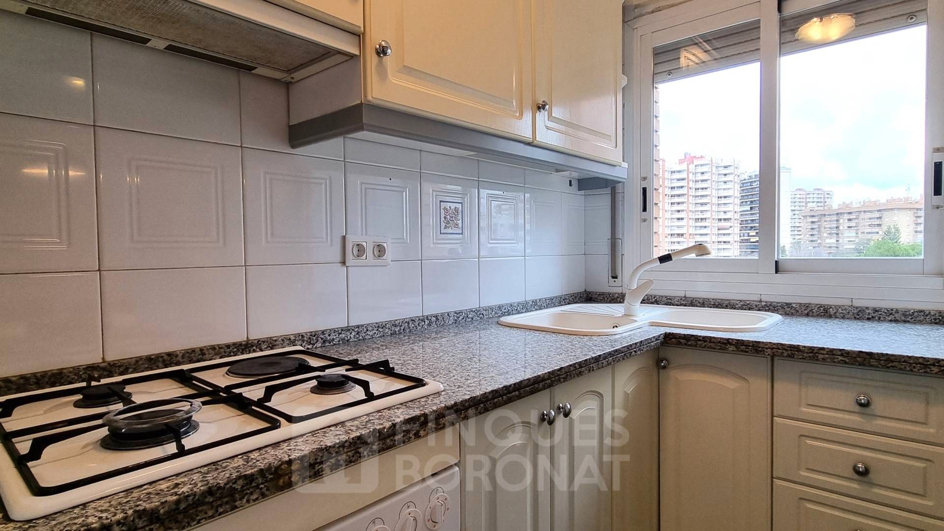 Flat to rent in Avinguda de Roma, Nou Eixample Sud