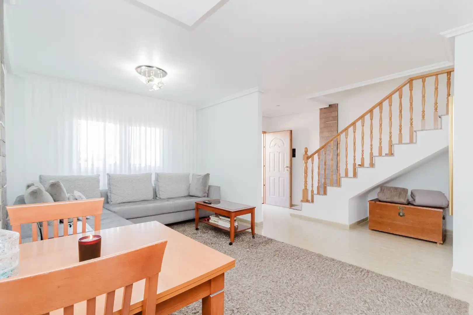 Wohnzimmer von Einfamilien-Reihenhaus zum Verkauf in Los Alcázares mit Klimaanlage und Terrasse