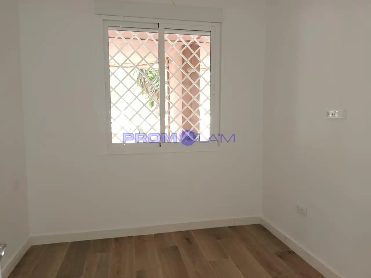 Habitación de Planta baja en venta en Sevilla