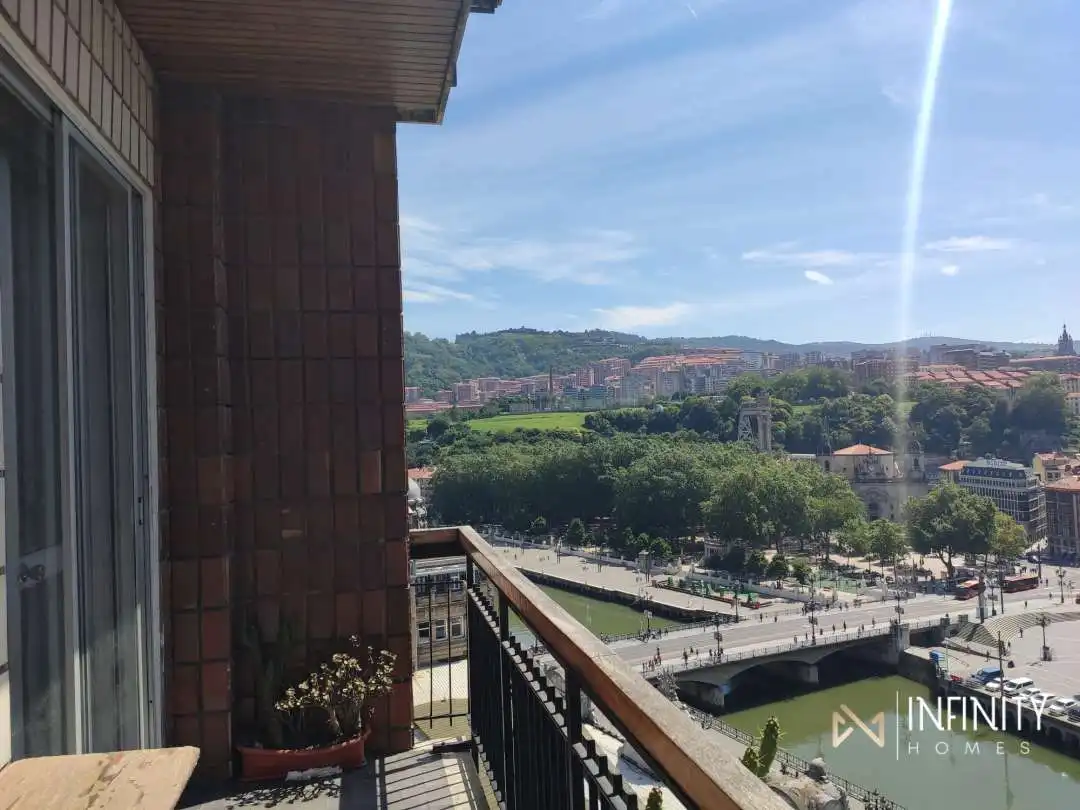Terraza de Piso de alquiler en Bilbao  con Calefacción y Terraza