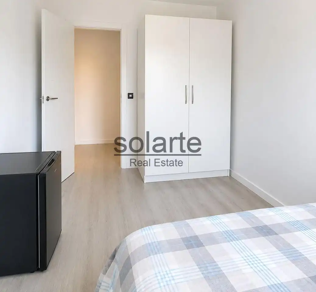 Habitación de Piso en venta en L'Hospitalet de Llobregat con Aire acondicionado y Parquet