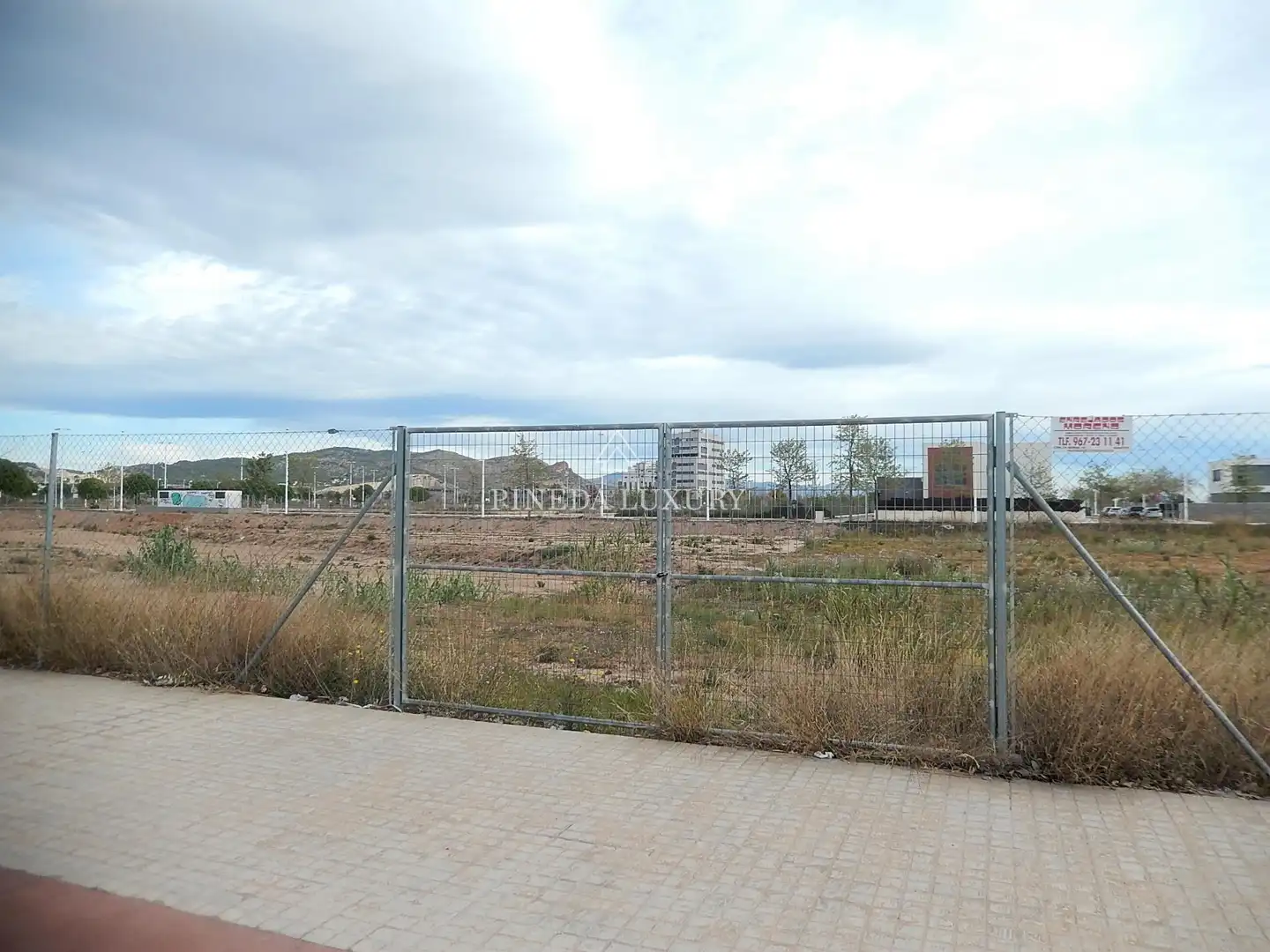 Industrial land for sale in Avenida fausto caruana, El Baladre