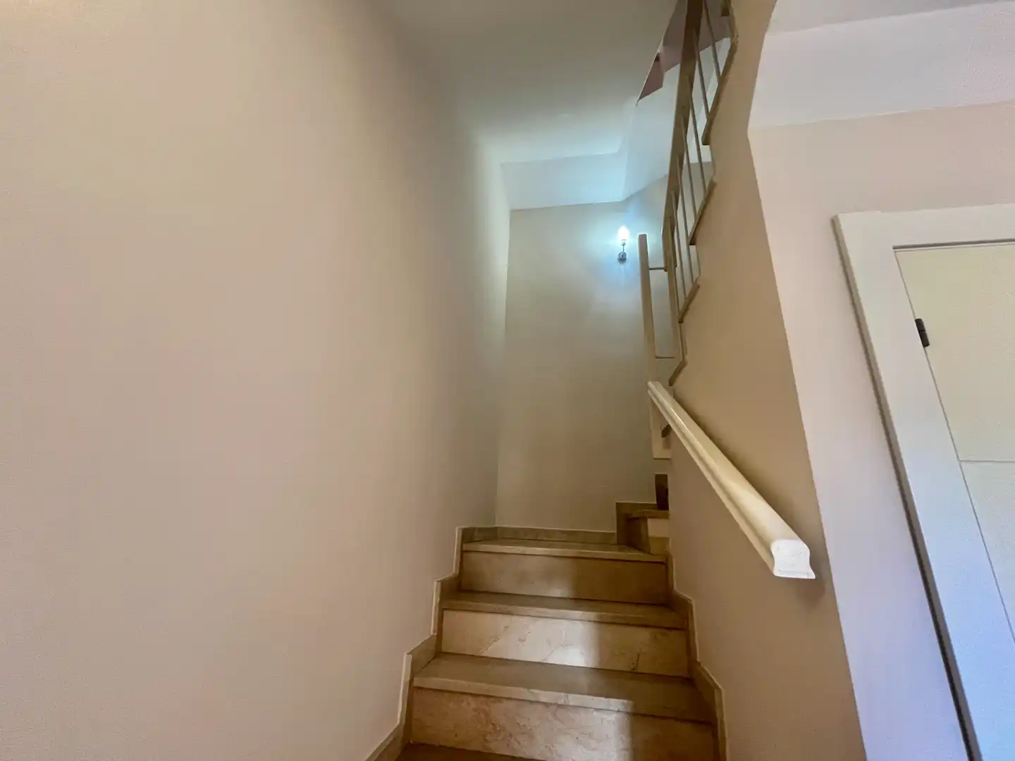 Einfamilien-Reihenhaus zur Miete in Carrer de l'Ametlla, Gavà Mar