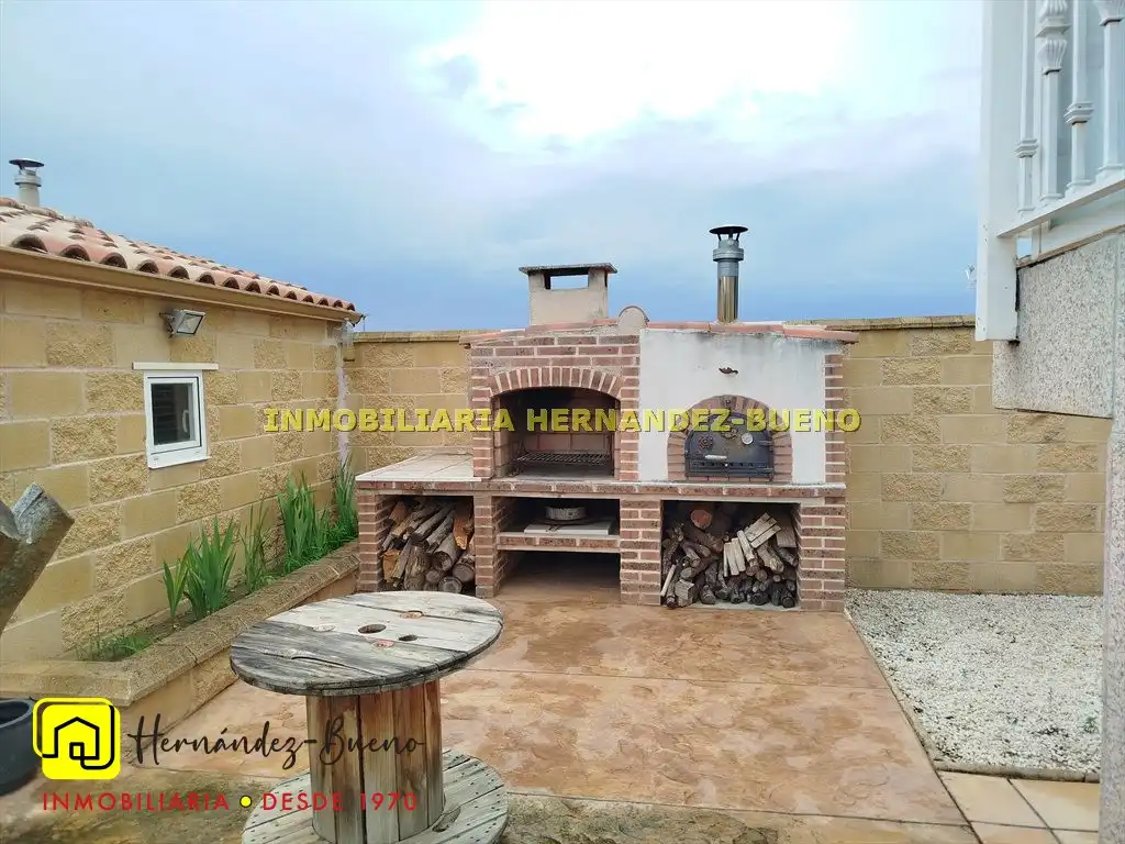Terraza de Casa o chalet en venta en Calvarrasa de Abajo con Calefacción, Jardín privado y Terraza