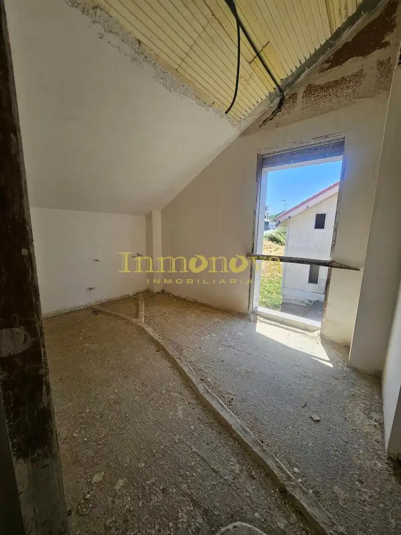 Habitación de Casa o chalet en venta en A Merca   con Calefacción, Jardín privado y Terraza