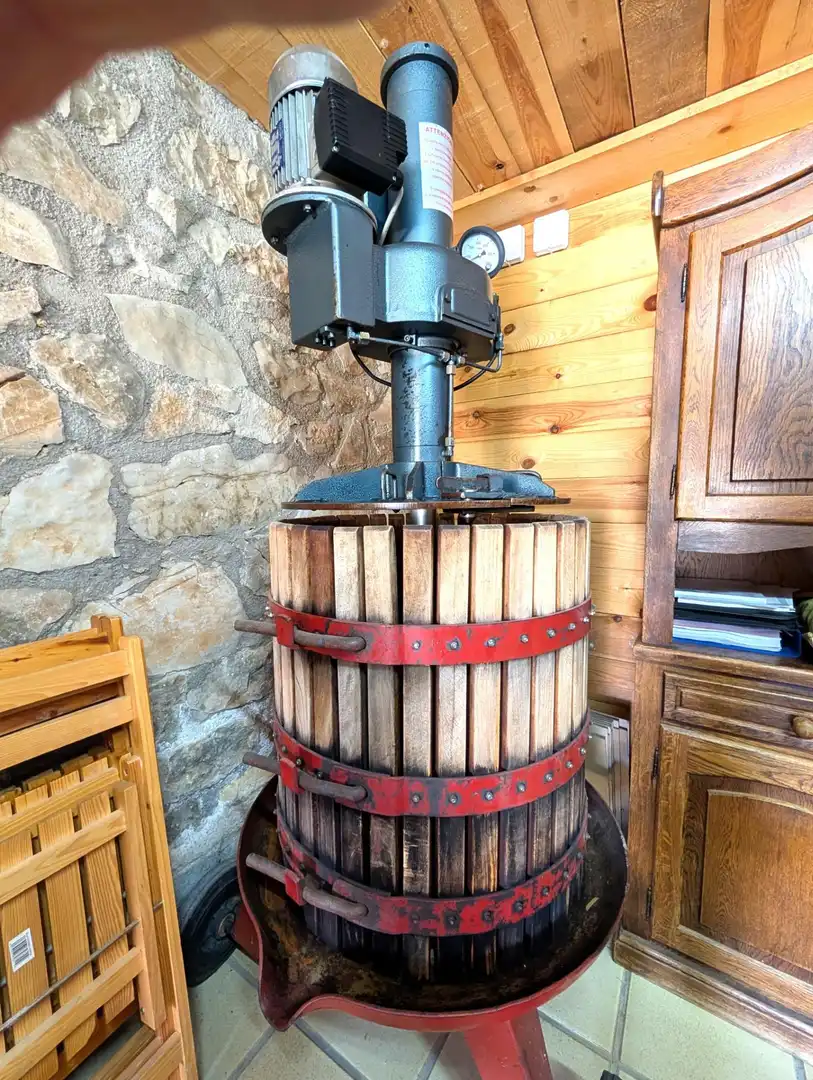 Finca rústica en venta en Moratalla con Calefacción, Jardín privado y Amueblado