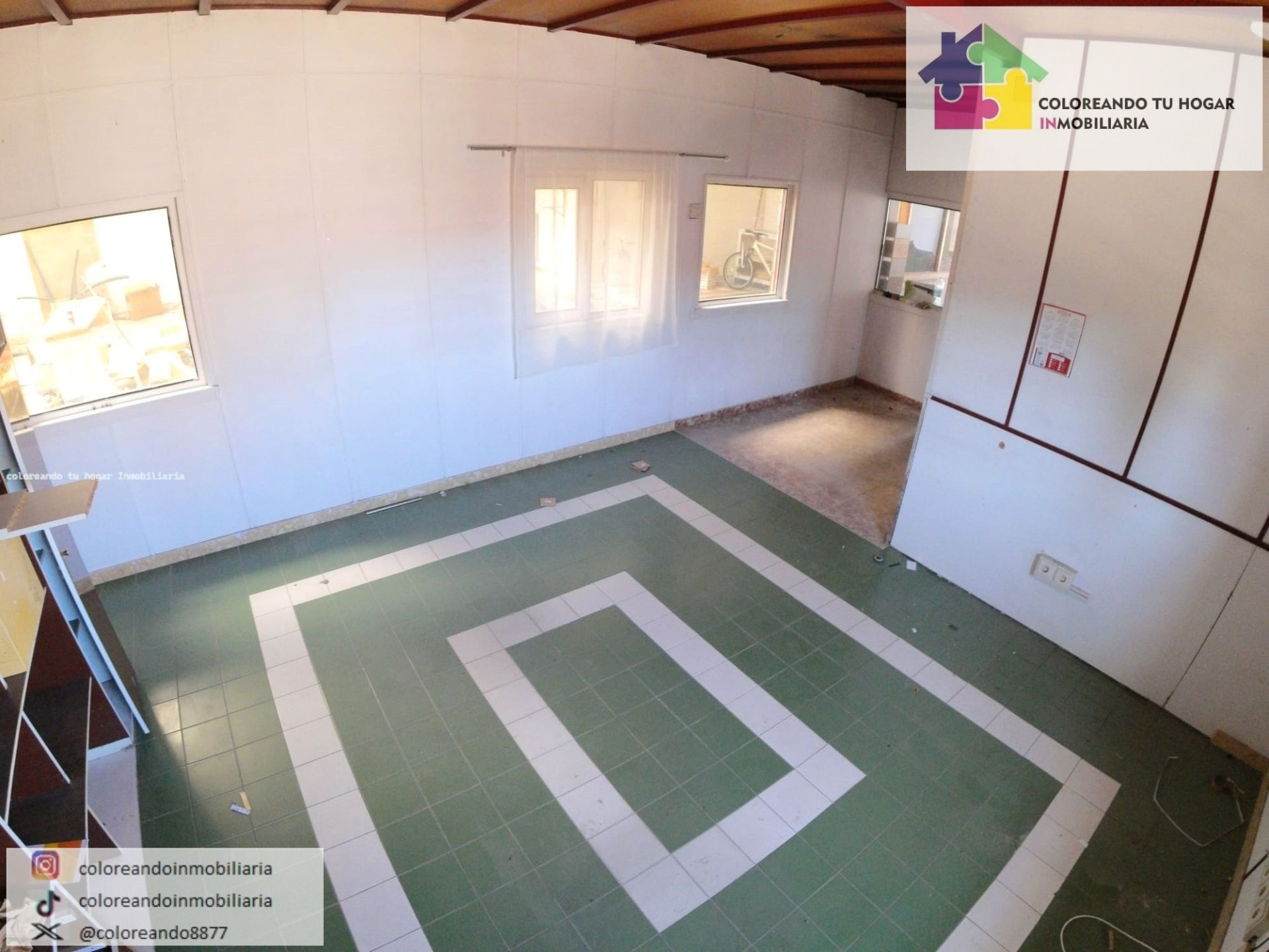 Local en venda en Villarejo de Órbigo amb Calefacció, Parquet i Terrassa
