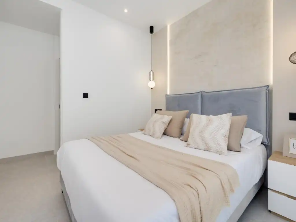 Apartment with pool for sale in Calle Maestro Ant Mora Puchol, imagen 17