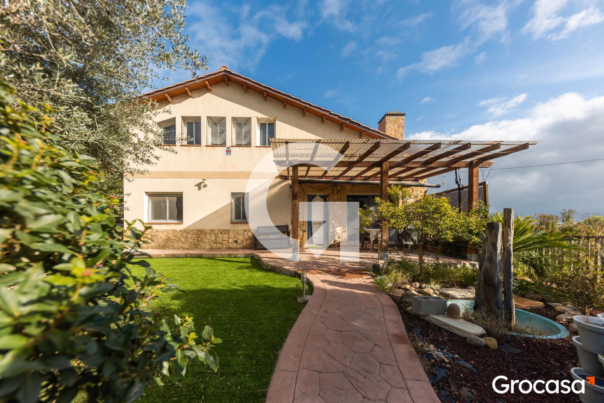 Jardí de Casa o xalet en venda en Vallirana amb Aire condicionat, Calefacció i Jardí privat