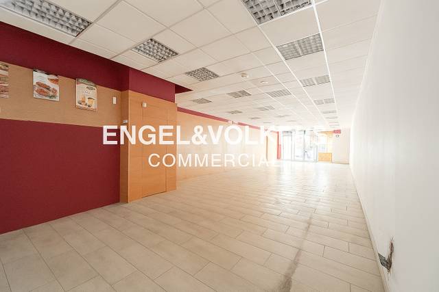 Local comercial en Alquiler en Montcada Centre - La Ribera