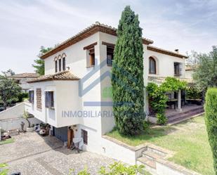 Exterior view of House or chalet for sale in  Granada Capital  with Air Conditioner, Heating and Private garden