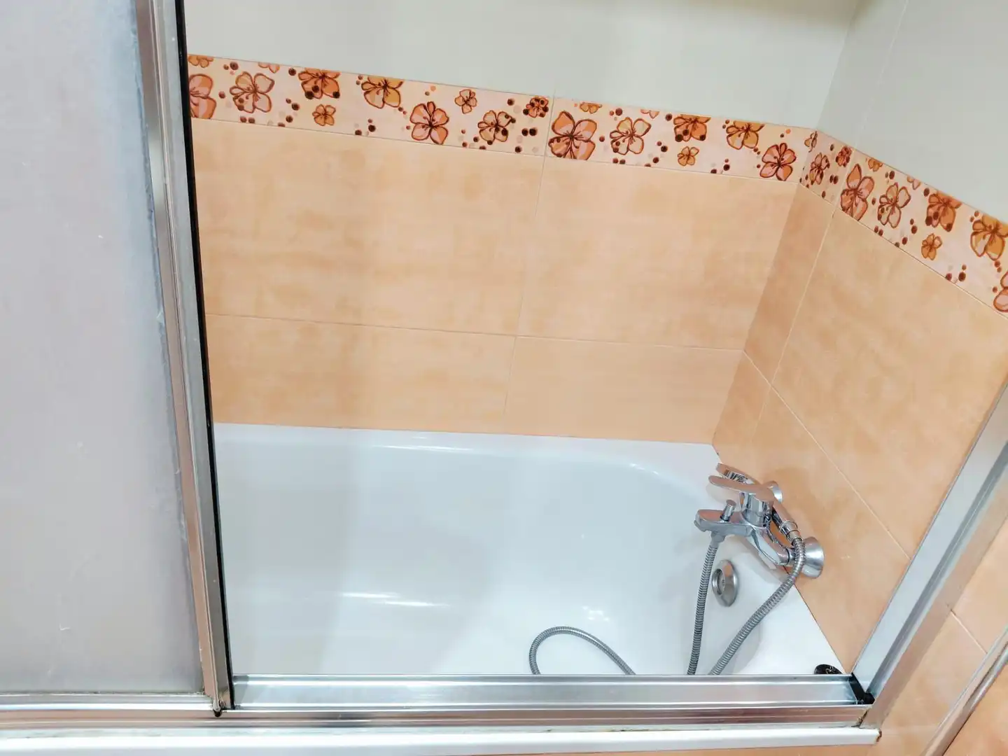 Baño de Piso en venta en Getxo  con Calefacción y Trastero