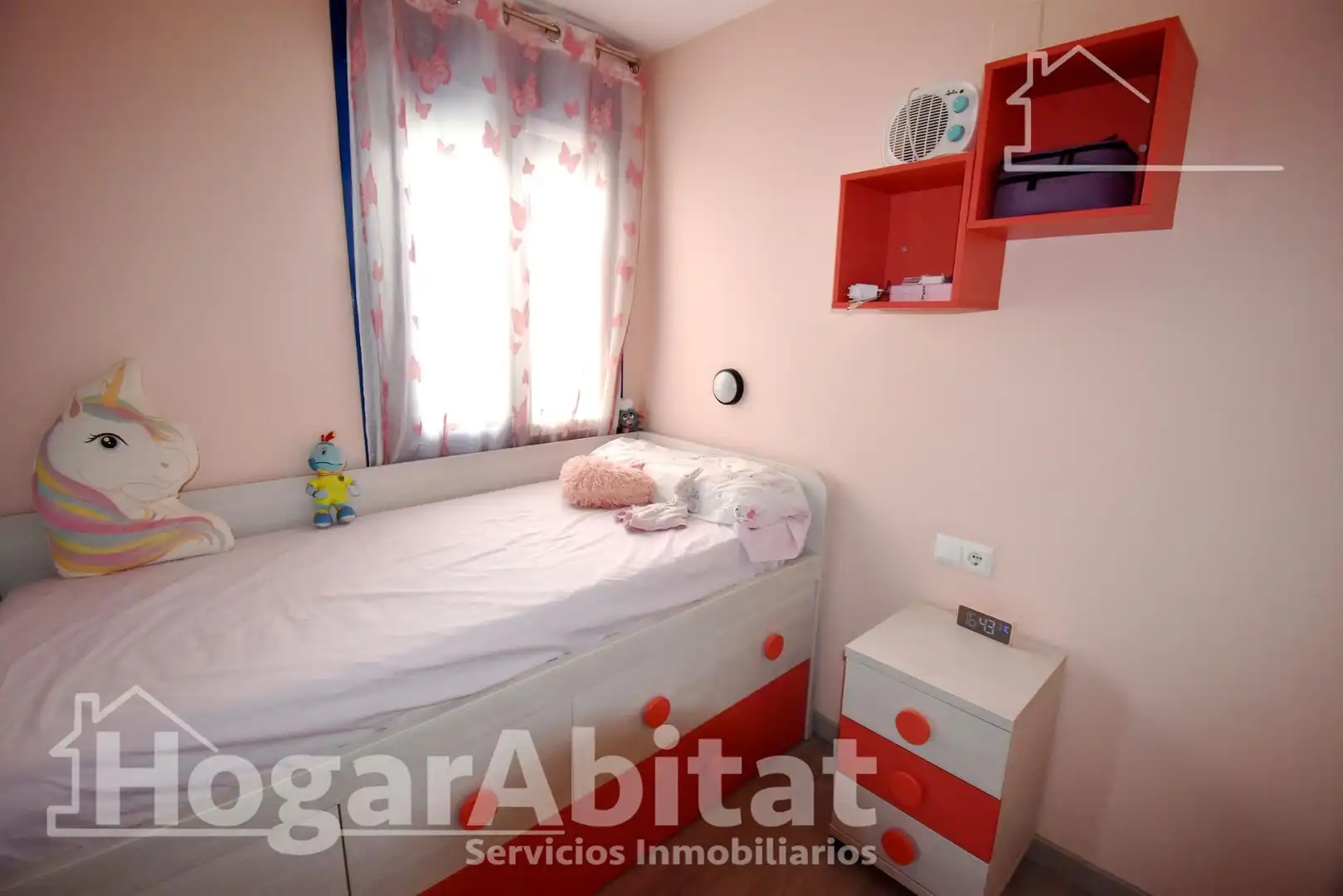 Flat for sale in Calle Ribesalbes, Madrigal