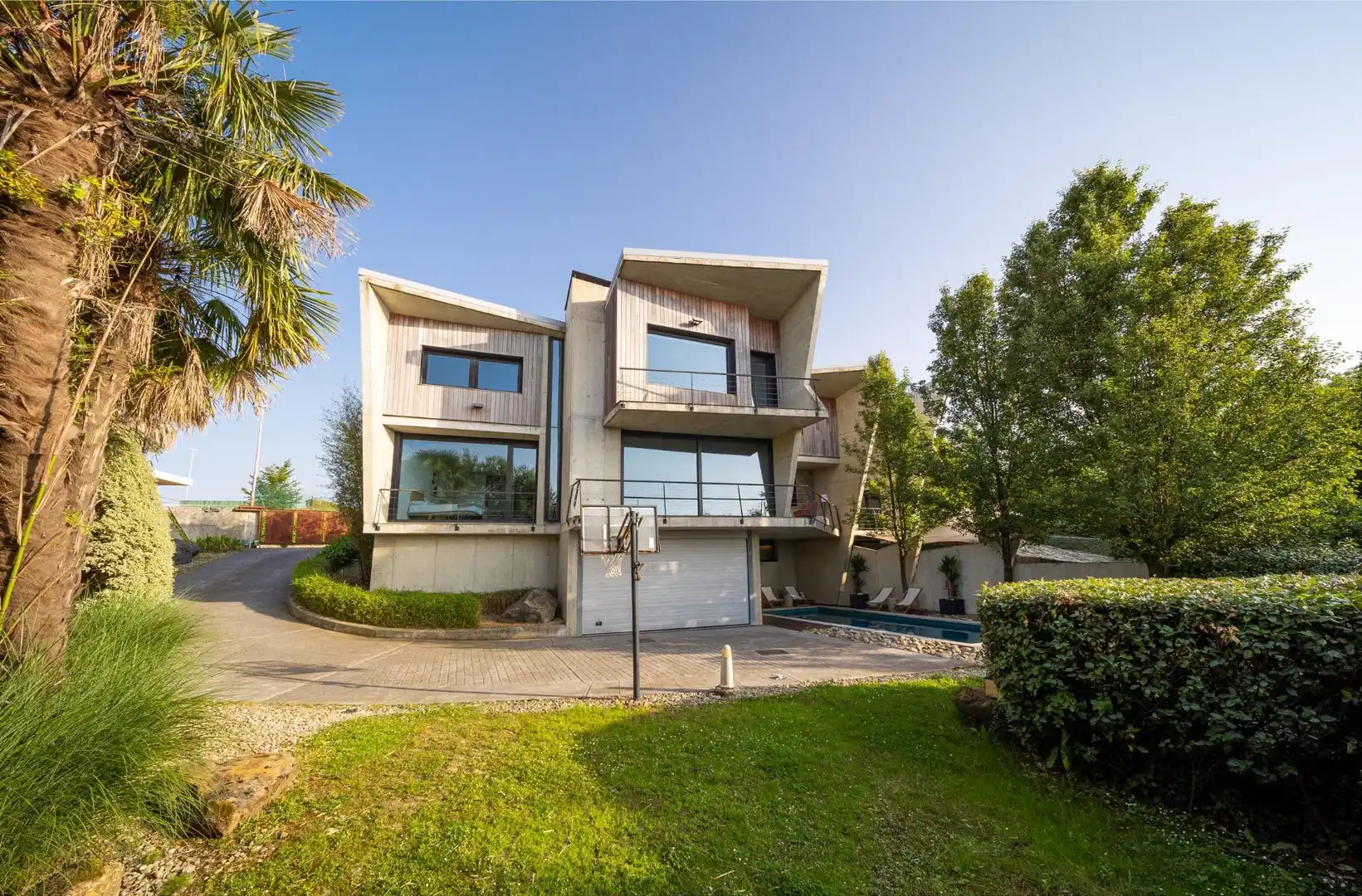 Vista exterior de Casa o xalet en venda en Donostia - San Sebastián 