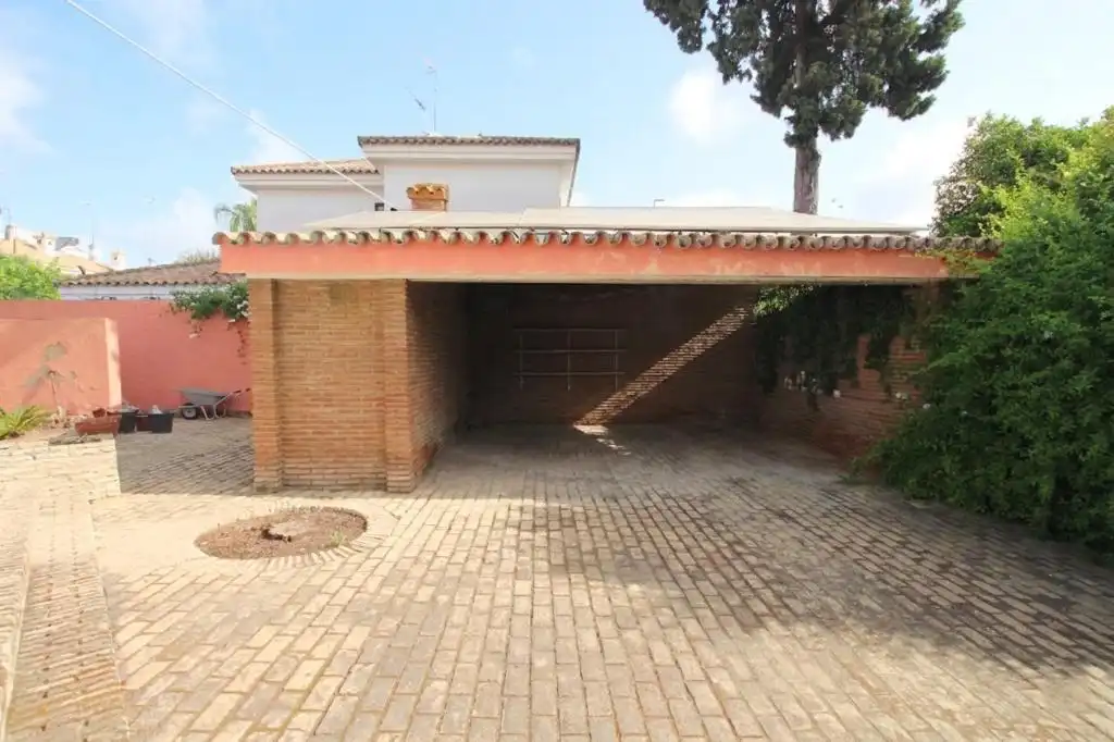 Vista exterior de Casa o chalet en venta en Jerez de la Frontera con Aire acondicionado, Jardín privado y Terraza