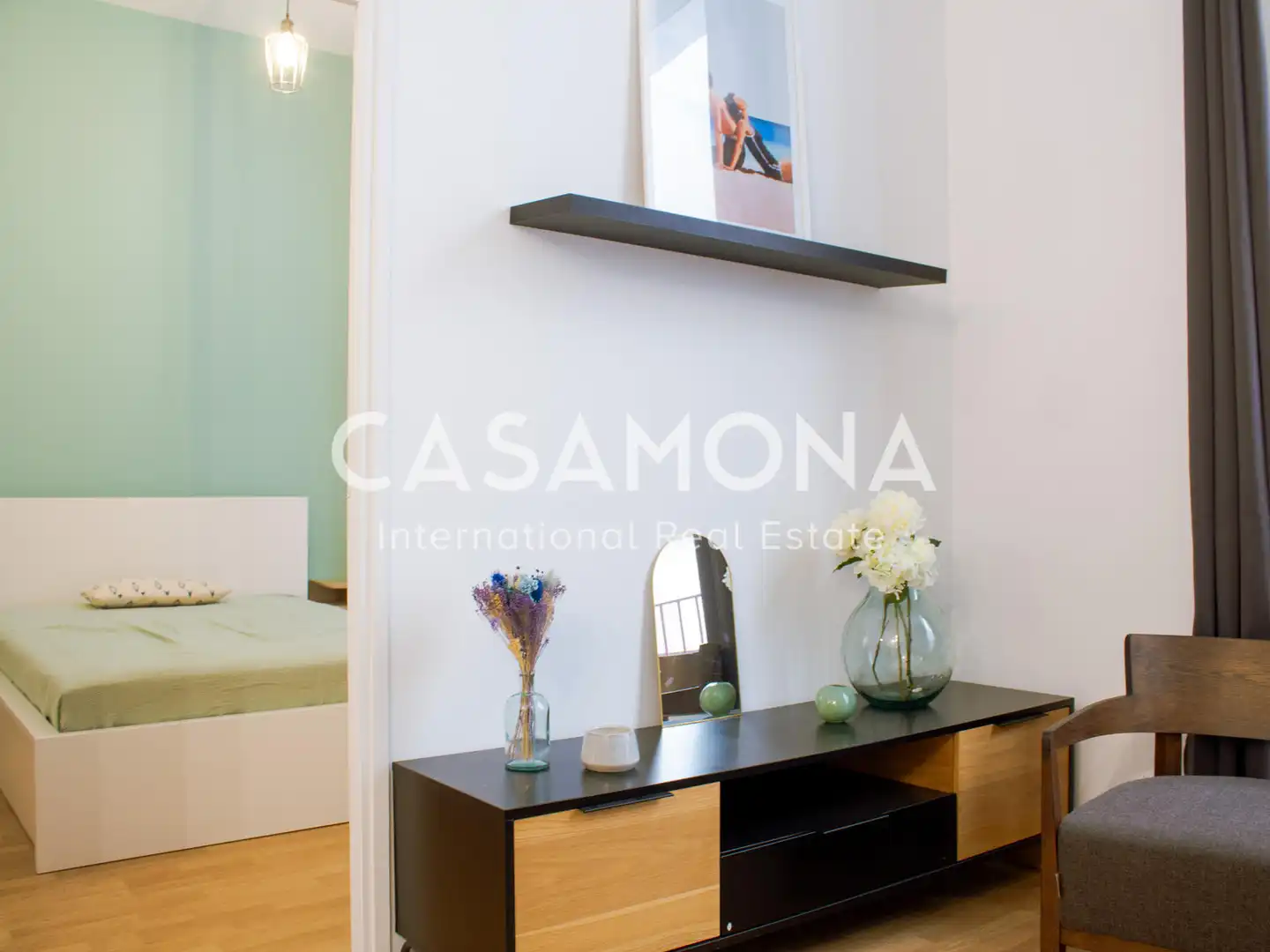 Bedroom of Apartments for rent in Barcelona