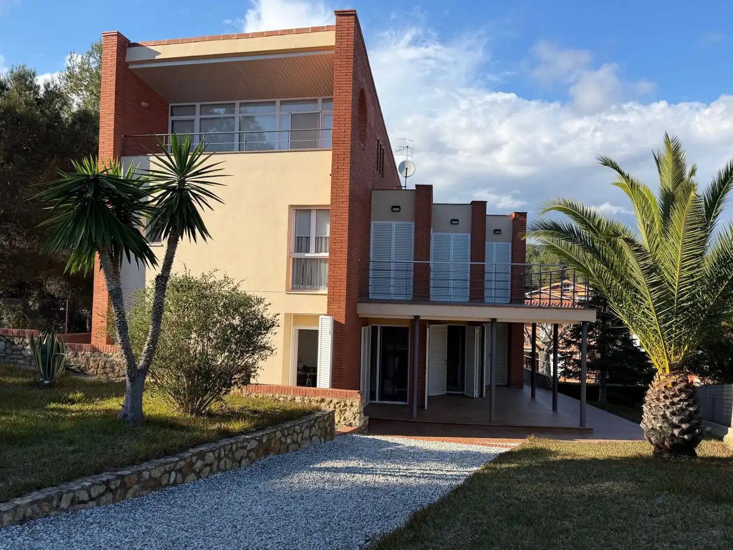 Vista exterior de Casa o xalet en venda en Urbanitzacions de Llevant