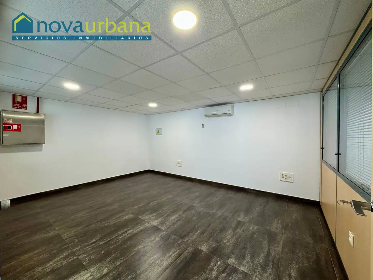 Oficina de alquiler en Xirivella con Aire acondicionado y Calefacción