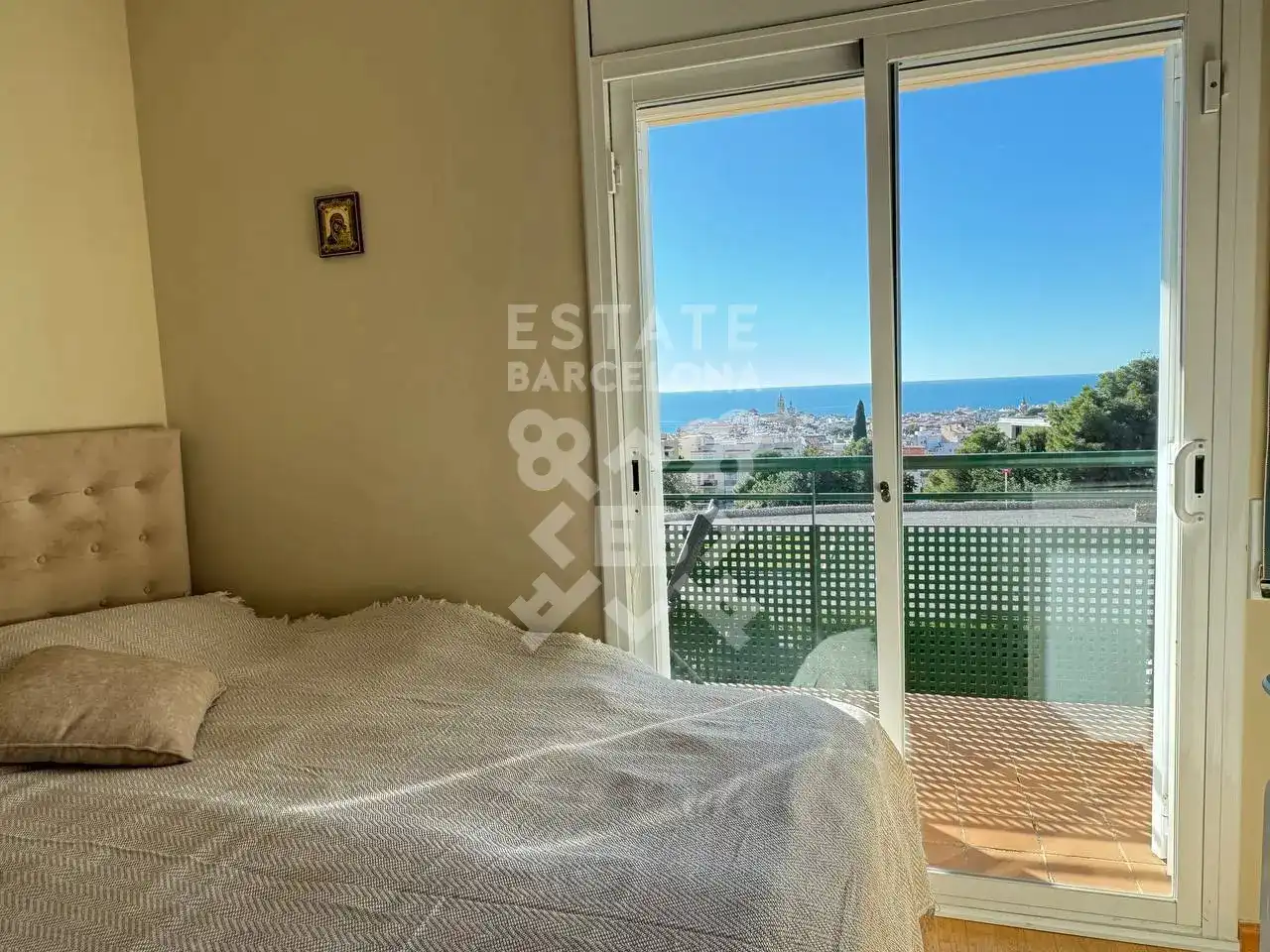 Schlafzimmer von Maisonette zum Verkauf in Sitges mit Klimaanlage, Heizung und Privatgarten