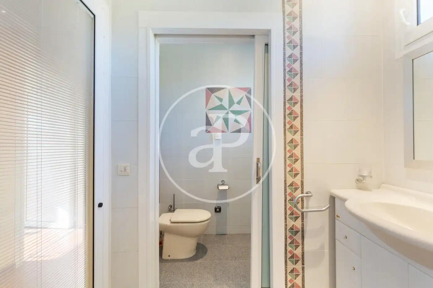 Baño de Casa o chalet en venta en Serra con Aire acondicionado, Calefacción y Jardín privado