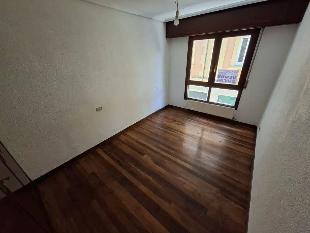 Schlafzimmer von Wohnung zum Verkauf in Durango mit Heizung und Terrasse