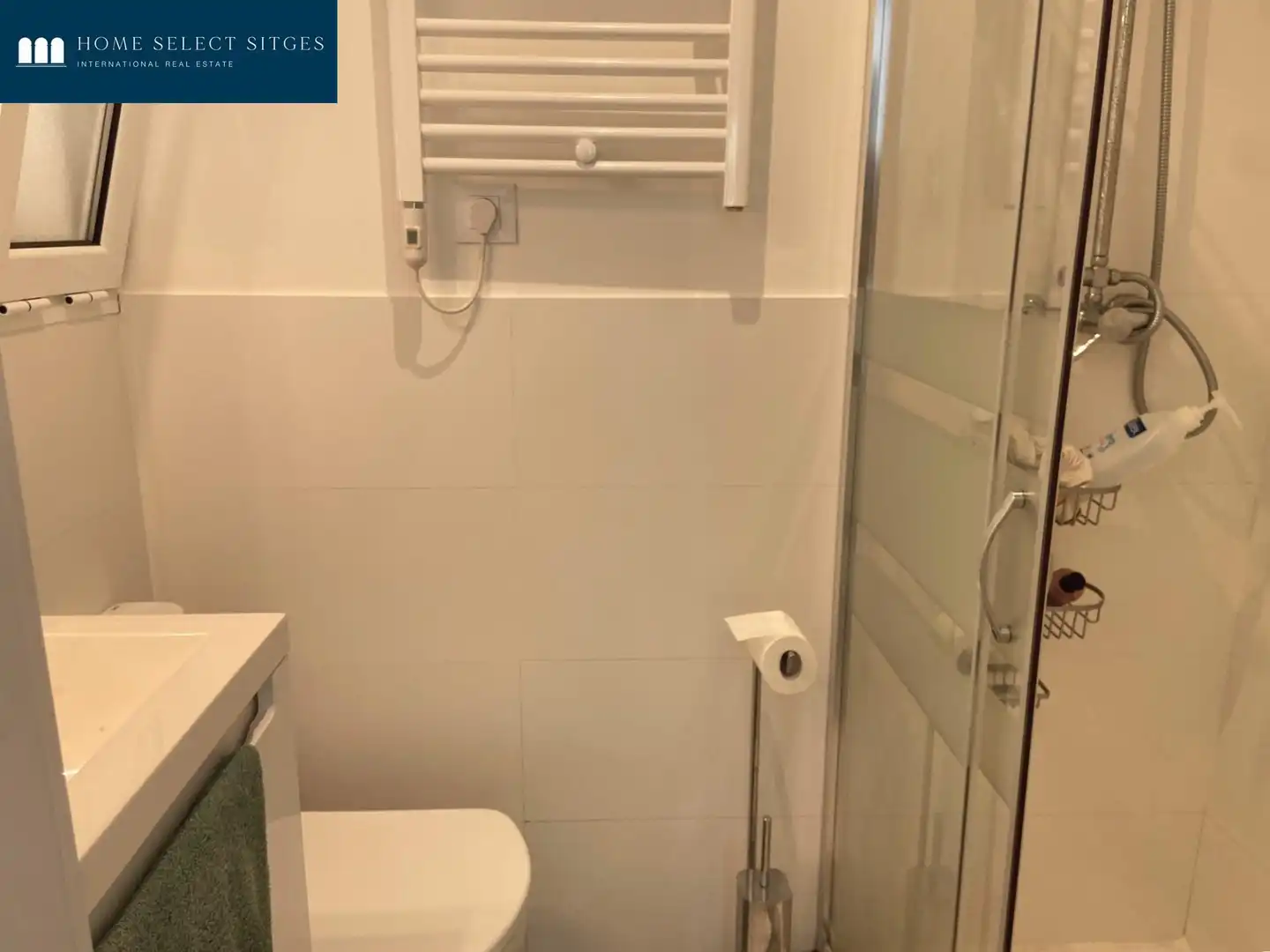 Bathroom of Apartments for rent in Sitges  with Air Conditioner, Heating and Private garden