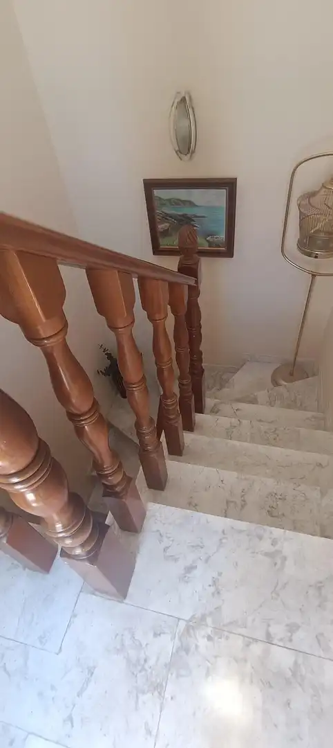 Casa adosada en venda en Algeciras amb Aire condicionat, Moblat i Alarma