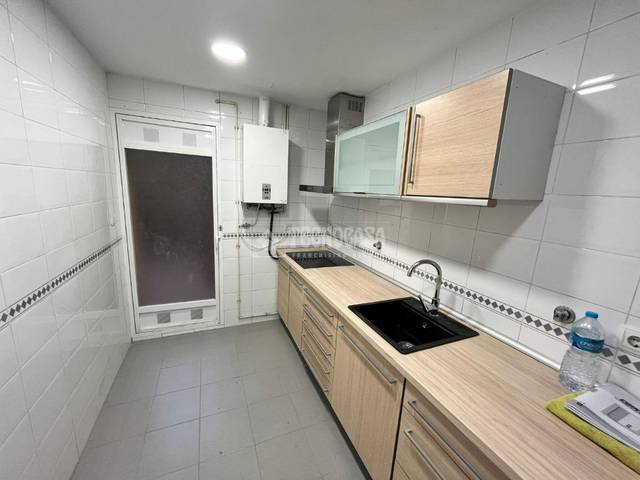 Piso en Alquiler en Parc Central