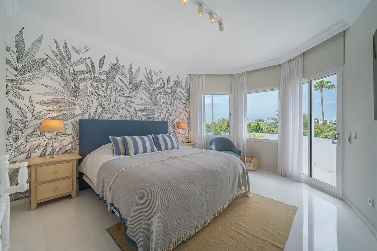 Bedroom of Apartments for sale in Marbella  with Air Conditioner, Heating and Terrace