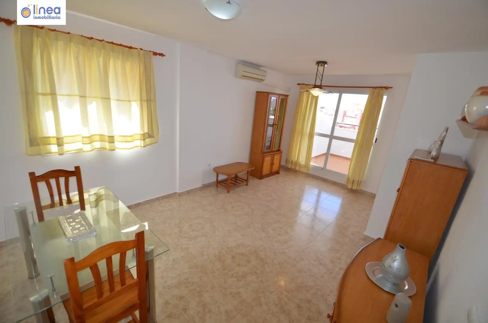 Living room of Flat for rent in Roquetas de Mar  with Air Conditioner, Terrace and Storage room