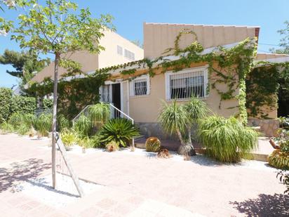 Vista exterior de Casa o xalet en venda en Mutxamel amb Aire condicionat, Terrassa i Piscina