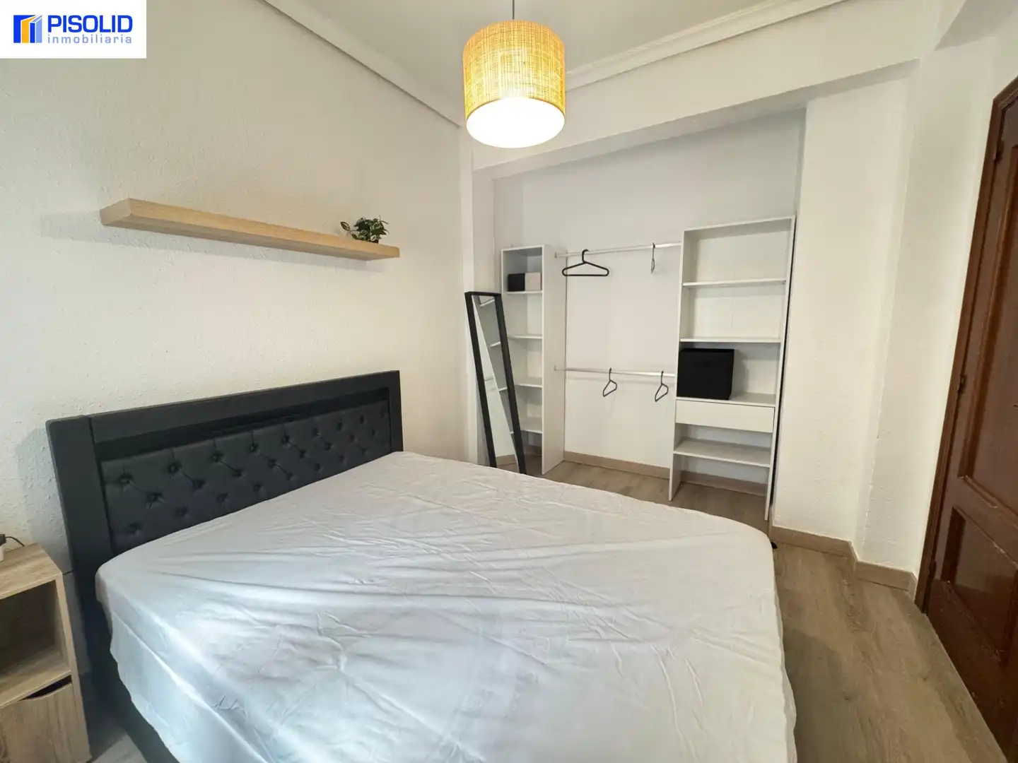Bedroom of Flat for rent in Valladolid  with Heating and Furnished