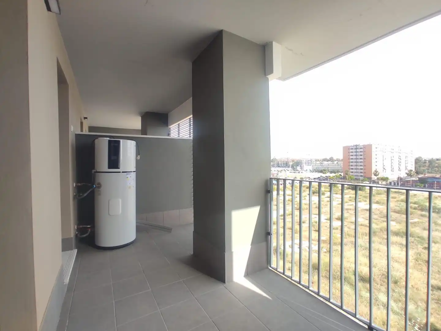 Terrasse von Wohnung zur Miete in Dos Hermanas mit Klimaanlage, Heizung und Terrasse